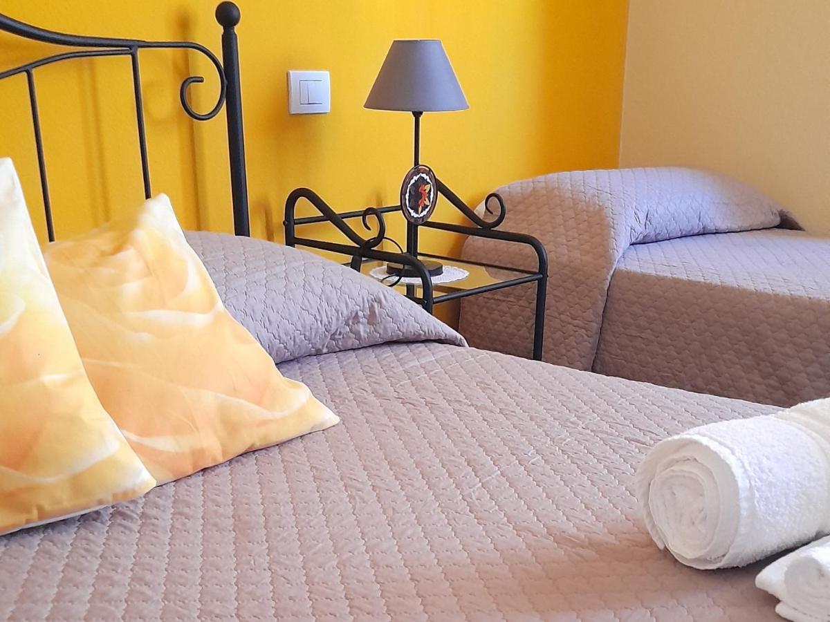 Su Fassoi Cabras Bed and Breakfast Buitenkant foto