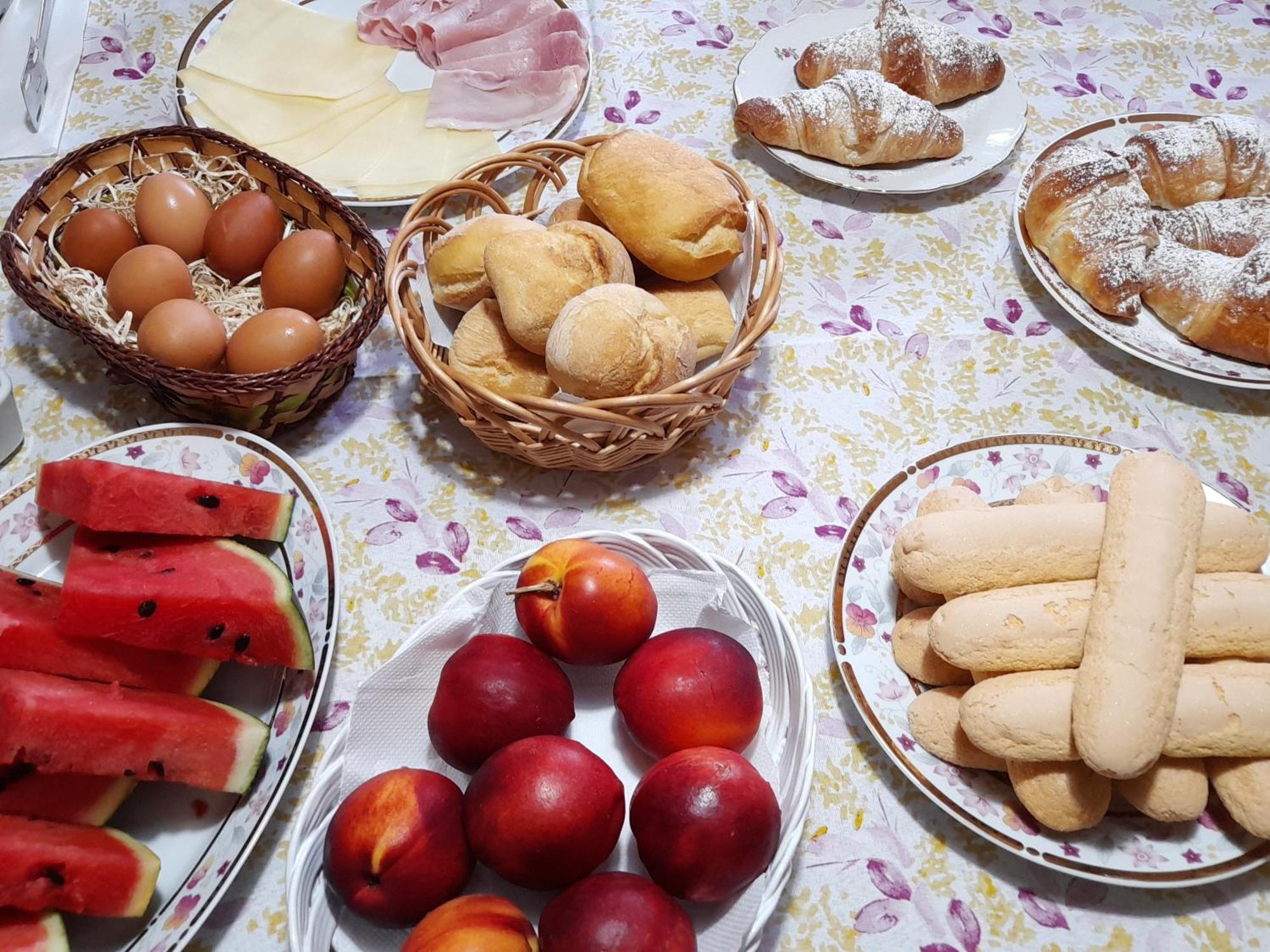 Su Fassoi Cabras Bed and Breakfast Buitenkant foto